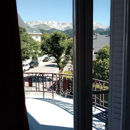 Les 4 Montagnes 3*