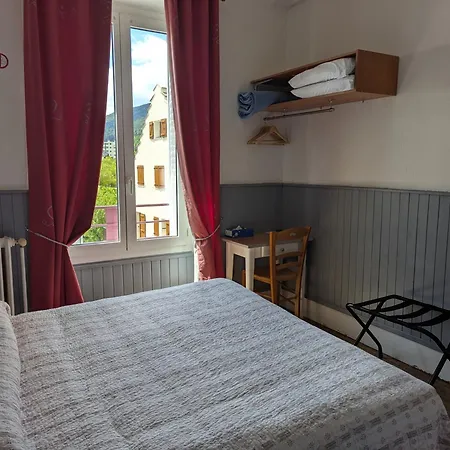Les 4 Montagnes Hotel 3*
