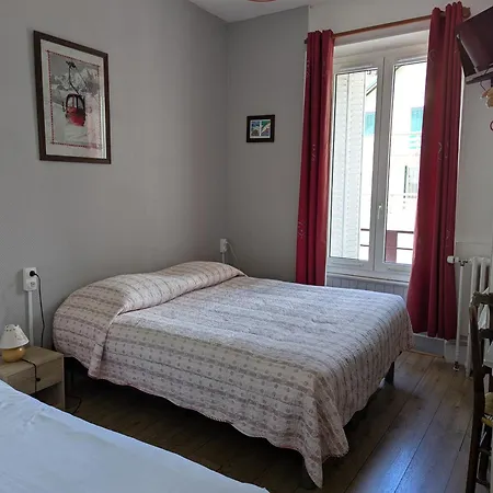 Hotel Les 4 Montagnes 3*