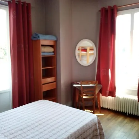Hotel Les 4 Montagnes 3*
