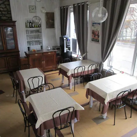 Les 4 Montagnes Hotel 3*