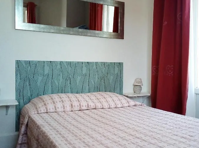 Les 4 Montagnes Hotel 3*